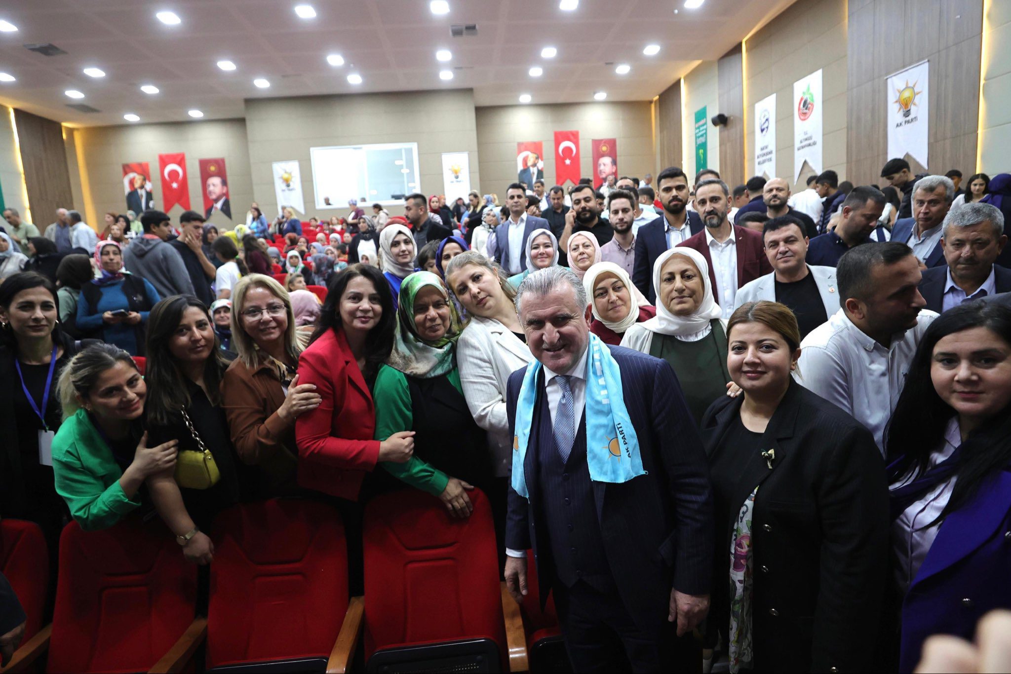 AK Parti Teşkilatı Türkiye Yüzyılında Kenetlendi